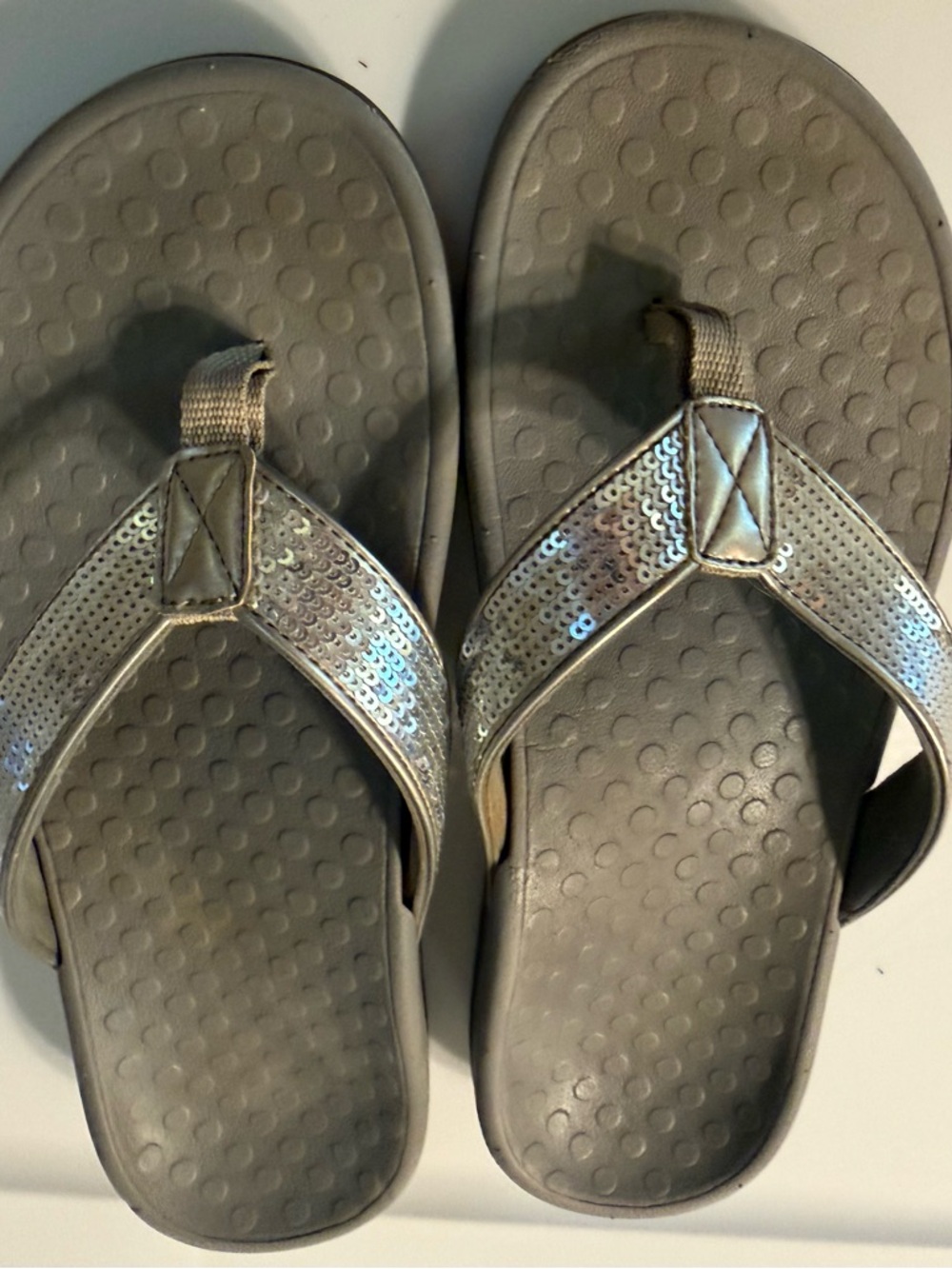 Vionic Women’s Sequin Strap Gray Flip Flop Sandals